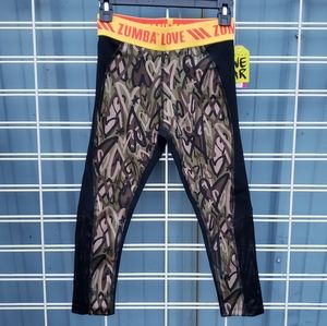 Zumbawear Be About Love Panel Capri Leggings Sz S